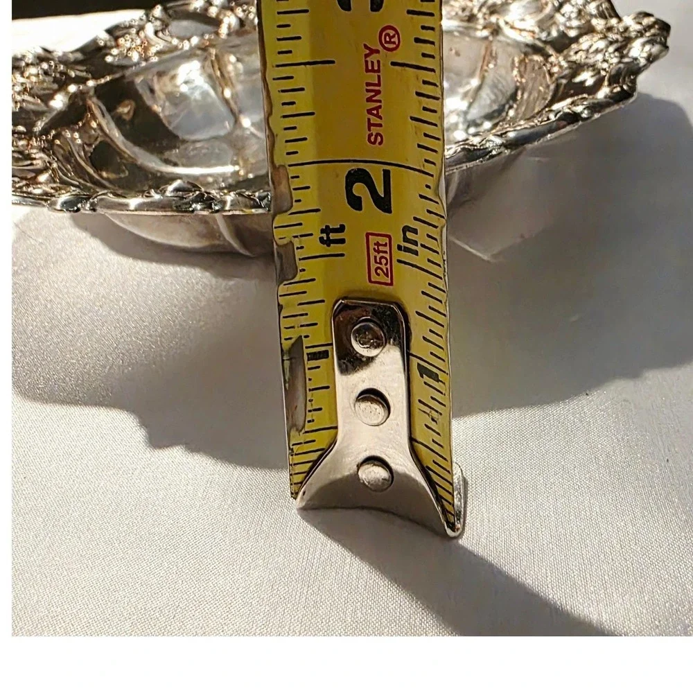 TOWLE Silverplate Scalloped Fluted Nut Candy Bowl Appetizer Trinket Jewelry Dish